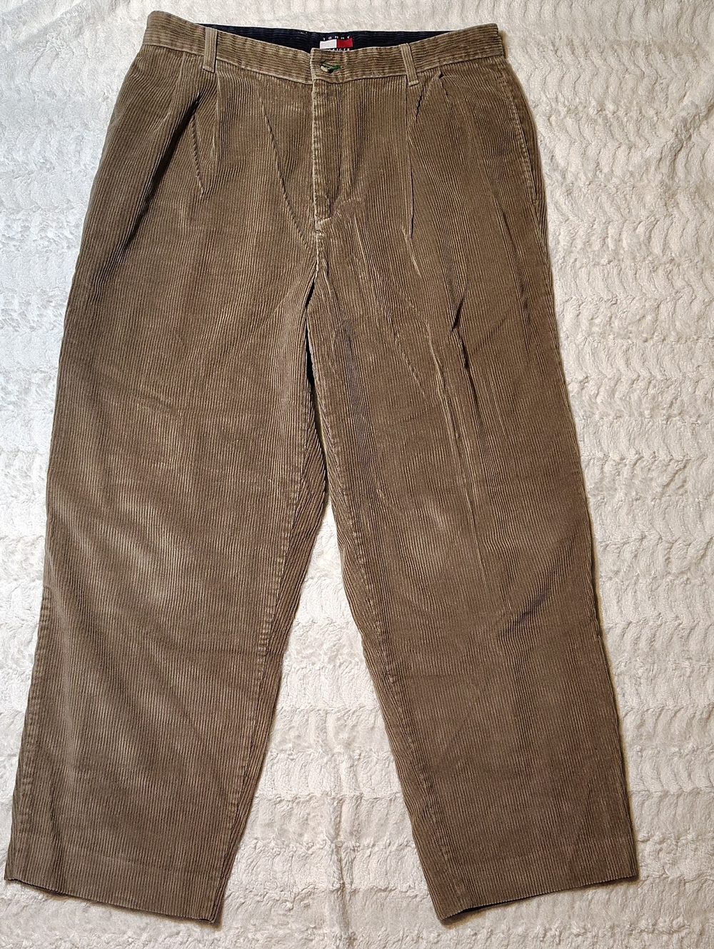 Vintage Tommy Hilfiger Men's Tan Brown Corduroy Pleated Pants